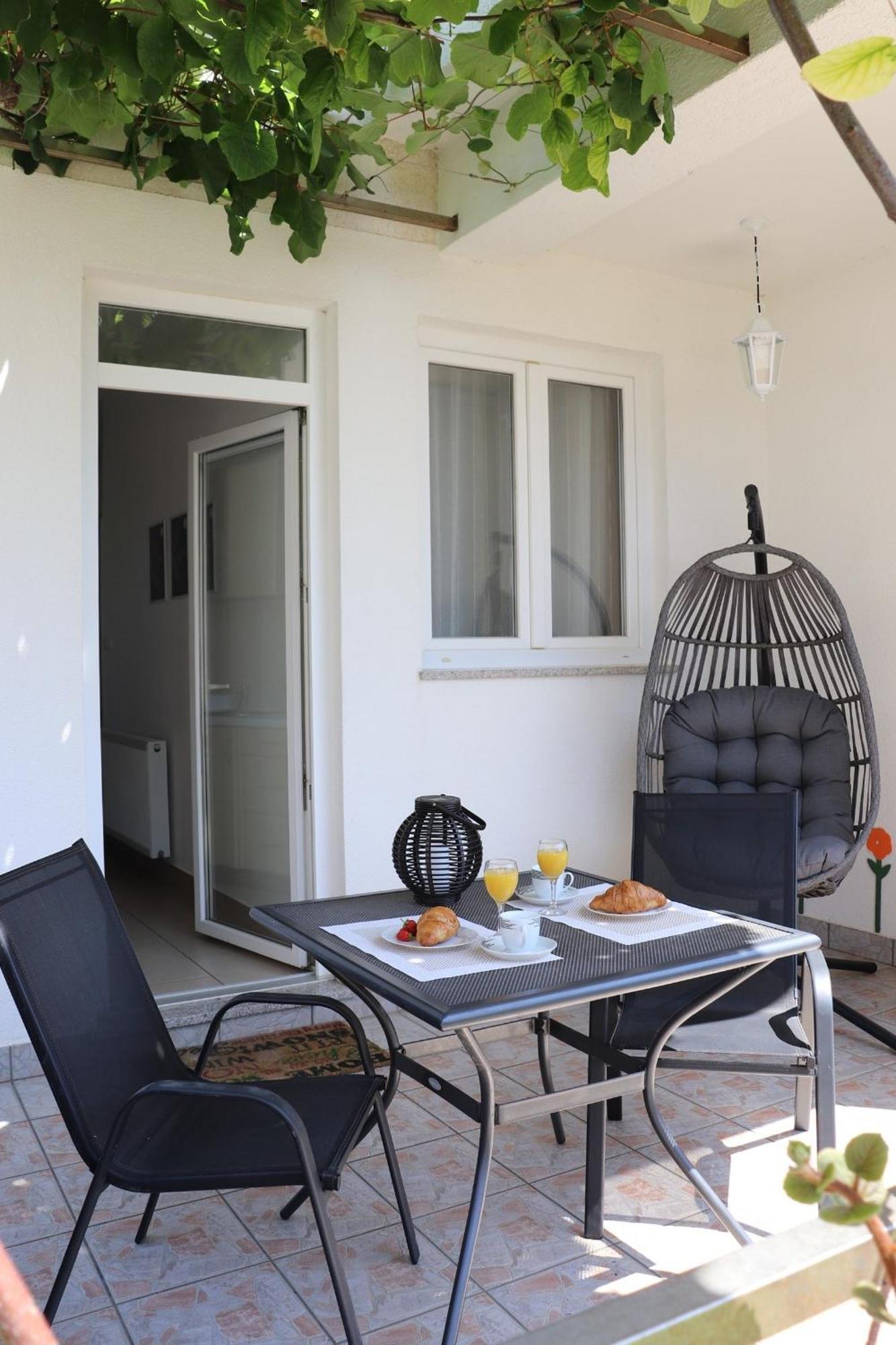 Apartments And Rooms With Parking Space Krk - 5294 Krk Town Exterior foto